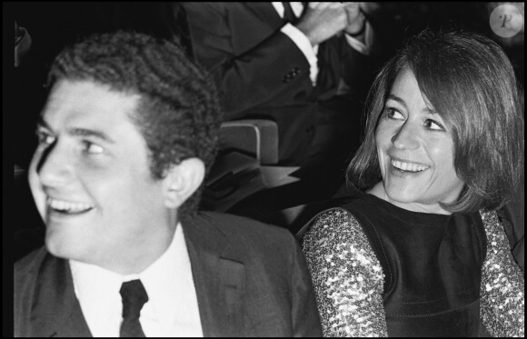 Claude Lelouch et Annie Girardot à l'avant-première du film Vivre pour vivre à Paris en 1967