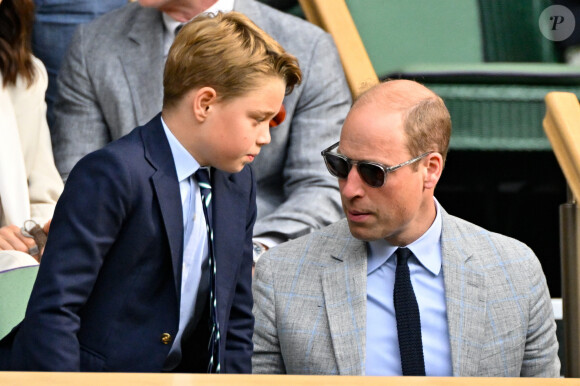 Tennis : Wimbledon 2023 - Angleterre - Finale simple Messieurs- Victoire de Carlos Alcaraz Espagne contre Novak Djokovic Serbie - - Royal Box - William Prince de Galles et son fils le Prince Georges