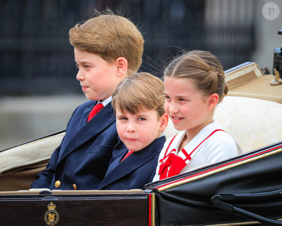 Le prince George, le prince Louis, la princesse Charlotte de Galles - La famille royale d'Angleterre lors du défilé "Trooping the Colour" à Londres. Le 17 juin 2023 