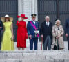 Avec leurs quatre enfants, le roi et la reine ont retrouvé également l'ancien couple royal.
Roi Philippe et Reine Mathilde de Belgique entourés de leurs enfants Elisabeth, Gabriel, Emmanuel et Eleonore, du roi Albert et de la reine Paolo - Célébrations de la Fête nationale de Belgique, 21 juillet 2023 à Bruxelles