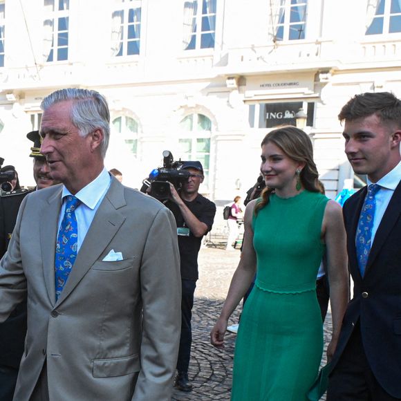 Roi Philippe et ses enfants Elisabeth, Gabriel, Emmanuel et Eleonore rencontrent les forces armées - Célébrations de la Fête nationale de Belgique, 21 juillet 2023 à Bruxelles