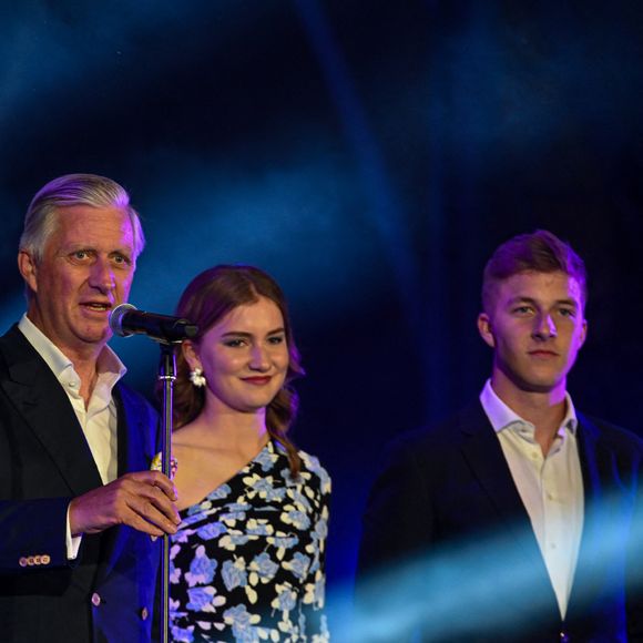 Roi Philippe et ses enfants Elisabeth, Gabriel, Emmanuel et Eleonore  - Célébrations de la Fête nationale de Belgique, 21 juillet 2023 à Bruxelles