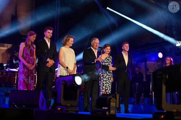 Roi Philippe et ses enfants Elisabeth, Gabriel, Emmanuel et Eleonore - Célébrations de la Fête nationale de Belgique, 21 juillet 2023 à Bruxelles