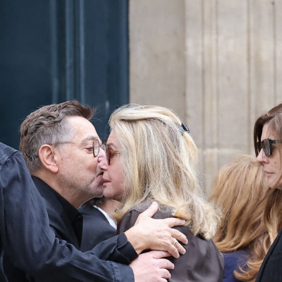 Benjamin Biolay, Olivier Gluzman, Catherine Deneuve, Chiara Mastroianni - Obsèques de Jane Birkin en l'église Saint-Roch à Paris. Le 24 juillet 2023 © Jacovides-KD Niko / Bestimage