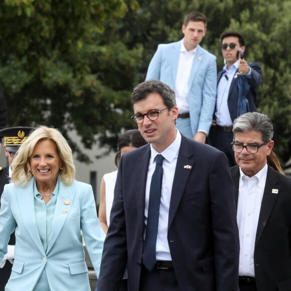 La première dame, Brigitte Macron, Jill Biden, épouse du Président des États-Unis d'Amérique et sa fille, Ashley Biden visitent le Mont Saint Michel, Normandie, le 26 juillet 2023, dans le cadre des célébrations pour la réintégration des États-Unis dans l'Unesco. © Stéphane Lemouton / Bestimage 