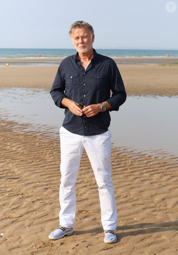 Franck Dubosc au photocall du film "Nouveau départ" lors du 37ème festival du film de Cabourg (37ème journées romantiques du 14 au 18 juin 2023), à Cabourg, France, le 16 juin 2023. © Coadic Guirec/Bestimage