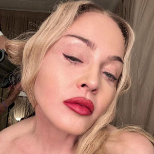 La chanteuse avait été admise en soins intensifs après avoir contracté une infection bactérienne.
Madonna sur Instagram.