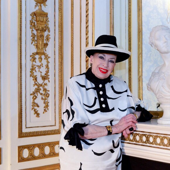 Archives - Portrait de Geneviève de Fontenay lors de l'enregistrement de l'émission "La guerre des belles-mères". Décembre 2013