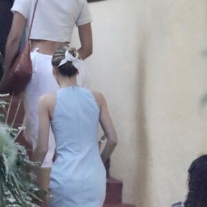 Exclusif - Lily-Rose Depp et sa petite-amie 070 Shake se rendent chez un ami vendredi 4 août au soir, à Los Angeles.