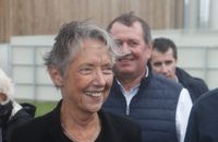 Elisabeth Borne : Ses vacances "secrètes" dans un lieu idyllique mises à mal, une tragédie change ses plans