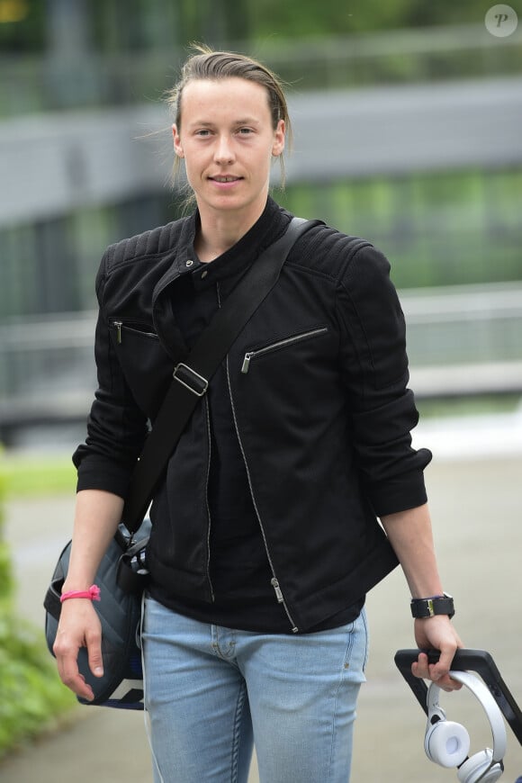 Pauline Peyraud Magnin - Arrivée des joueuses de l'équipe de France de football à Clairefontaine le 21 mai 2019.