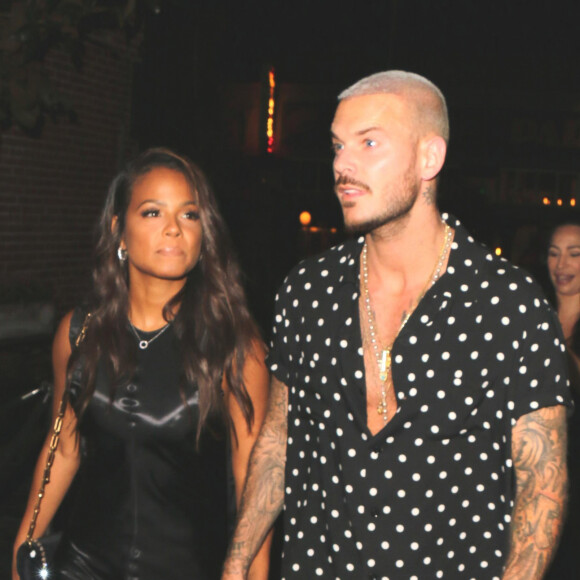 M. Pokora et sa femme Christina Milian sont, comme chaque été, dans une tournée des grands ducs.
M. Pokora (Matt Pokora) et sa compagne Christina Milian - M. Pokora (Matt Pokora) et sa compagne Christina Milian fêtent leurs anniversaires respectifs avec leurs amis au restaurant "Beauty & Essex" à Los Angeles