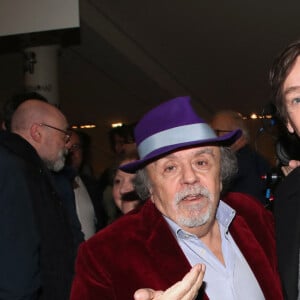 Jean-Michel Ribes et Pierre Palmade - Pour ses Adieux au Théâtre du Rond-Point qu'il a dirigé 20 ans, Jean-Michel Ribes a reçu les hommages et les remerciements des comédiens qui ont joué sur cette scène. Paris, le 12 décembre 2022. © Bertrand Rindoff / Bestimage