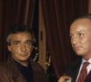 Mais Jacques Revaux, compositeur des "Lacs du Connemara" a réagi
En France, à Paris,Michel SARDOU décorant Jacques REVAUX, PDG de la maison de disques TREMA, de la Médaille De Chevalier de l'Ordre des Arts et des Lettres en décembre 1989.