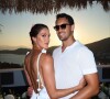 Dans les commentaires, les abonnés se sont époumonnés.
Iris Mittenaere et son fiancé Diego El Glaoui sur Instagram.