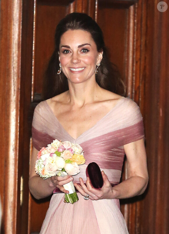 Catherine (Kate) Middleton, duchesse de Cambridge à la sortie du dîner de gala "100 Women in Finance" au profit des écoles pour la santé mentale au Victoria and Albert Museum de Londres, Royaume Uni, le 13 février 2019. 