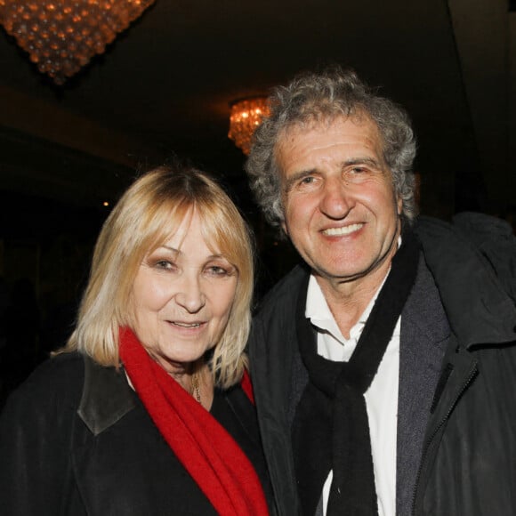 Exclusif - Gerard Leclerc et son épouse Julie - People dans les backstage du concert de A.Chamfort "Dandy Symphonique" au Grand Rex à Paris. Le 23 mars 2022 © Denis Guignebourg / Bestimage 