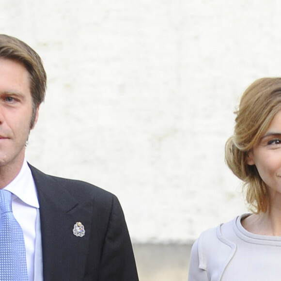 Le prince Emmanuel Philibert de Savoie et la princesse Clotilde de Savoie (Clotilde Courau) - Arrivees a la cathédrale pour le mariage religieux du prince Guillaume de Luxembourg et de la comtesse Stephanie de Lannoy a Luxembourg, le 20 octobre 2012. 