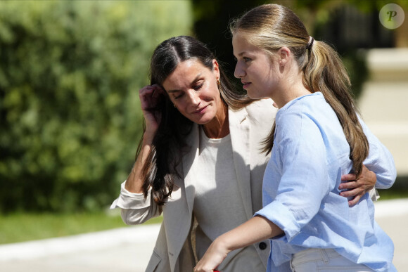 La reine Letizia d'Espagne, et sa fille, la princesse Leonor - La princesse Leonor entre à l'Académie Militaire de Saragosse. 17 août 2023
