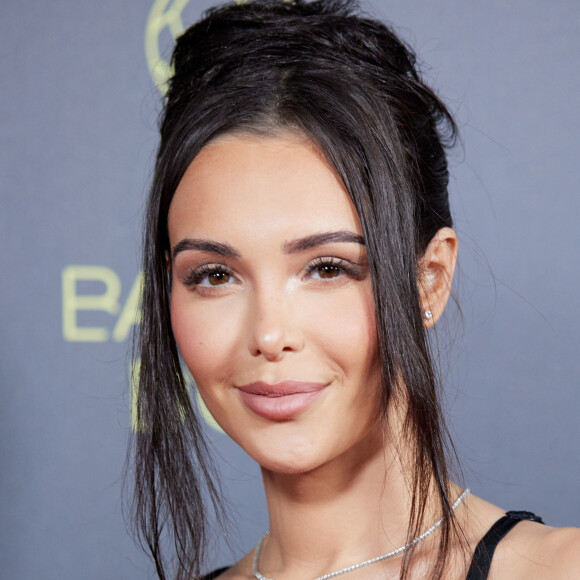 Nabilla Vergara - Photocall de la 66ème cérémonie du Ballon d'Or au Théâtre du Chatelet à Paris le 17 octobre 2022. © Cyril Moreau/Bestimage 