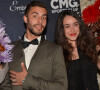 Ses proches affirment ne pas avoir de nouvelles non plus...
Marwan Berreni et Coline D'Inca (Plus Belle la Vie) - Photocall de la 10ème cérémonie des Globes de Cristal au Lido à Paris, le 13 avril 2015. 