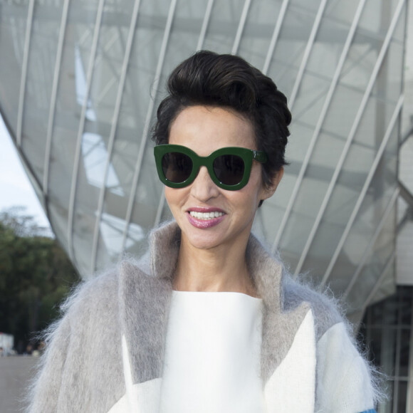 Âgée de 63 ans, la comédienne a parfaitement sur mettre en avant son physique de rêve
Farida Khelfa Seydoux - People au défilé de mode "Louis Vuitton", collection prêt-à-porter printemps-été 2016, à la Fondation Louis Vuitton à Paris. Le 7 Octobre 2015 