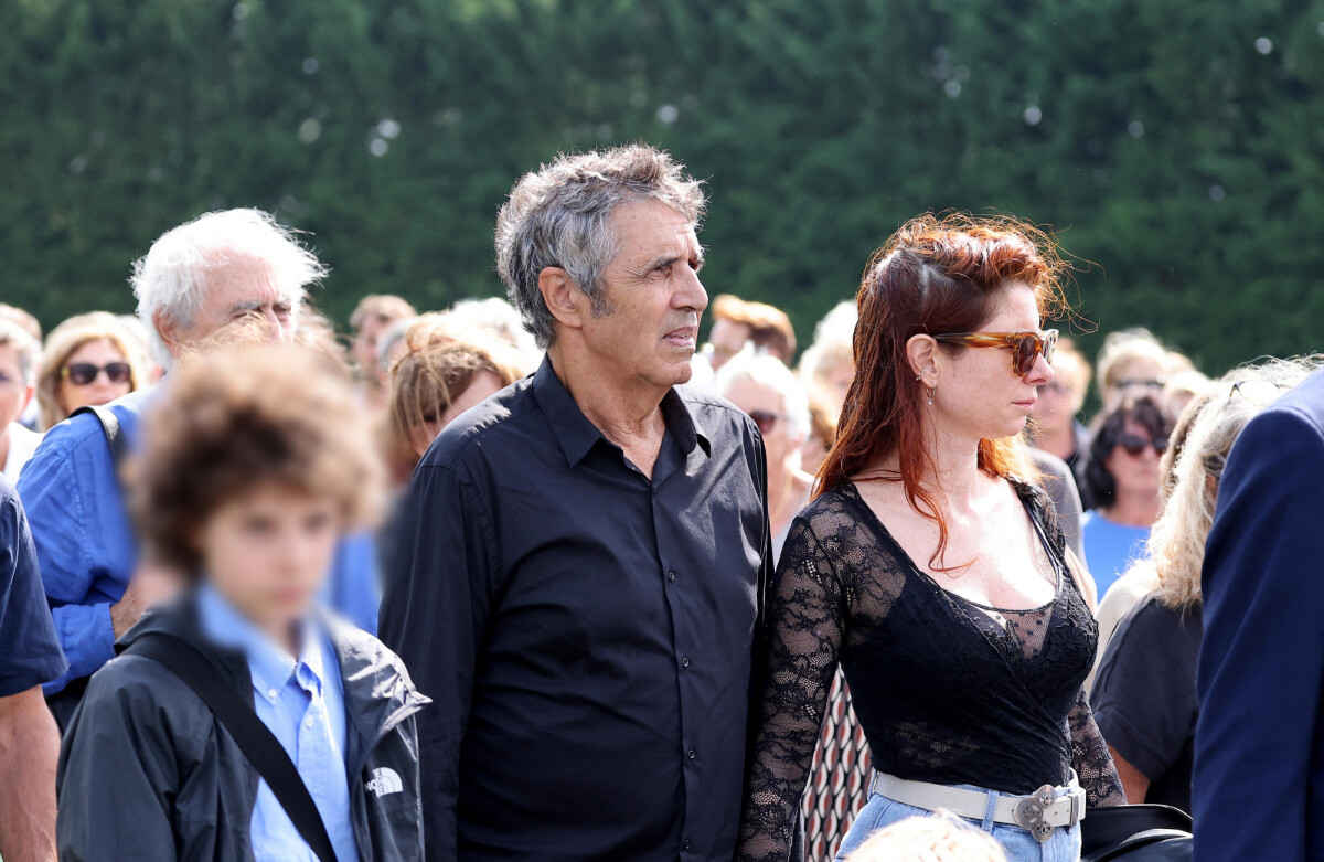 Photo : Julien Clerc, sa femme Hélène Grémillon et leur fils Léonard ...