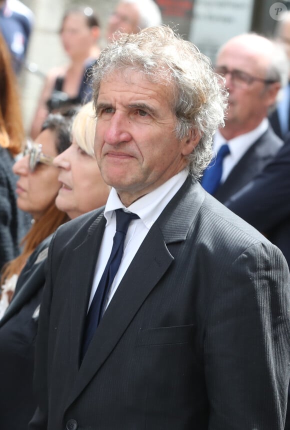 Gérard Leclerc - Sortie des obsèques de Pierre Bellemare à l'église Saint-Roch de Paris, France.