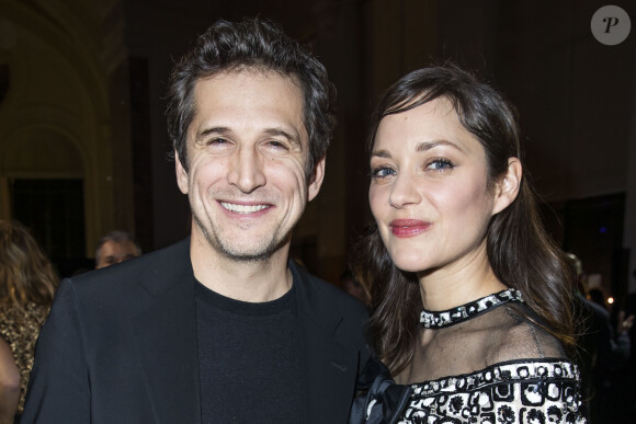 Info - Marion Cotillard et Guillaume Canet ont contracté le coronavirus - Guillaume Canet et sa compagne Marion Cotillard (en Chanel) - Intérieur du dîner Chanel des révélations César 2020 au Petit Palais à Paris, le 13 janvier 2020. © Olivier Borde/Bestimage