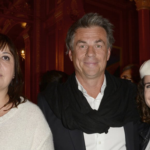 Michèle Bernier, Bruno Gaccio et Anne-Laure Gruet - Backstage de la 150ème représentation de la pièce "Je préfère qu'on reste amis" au Théâtre Antoine à Paris le 5 novembre 2014.