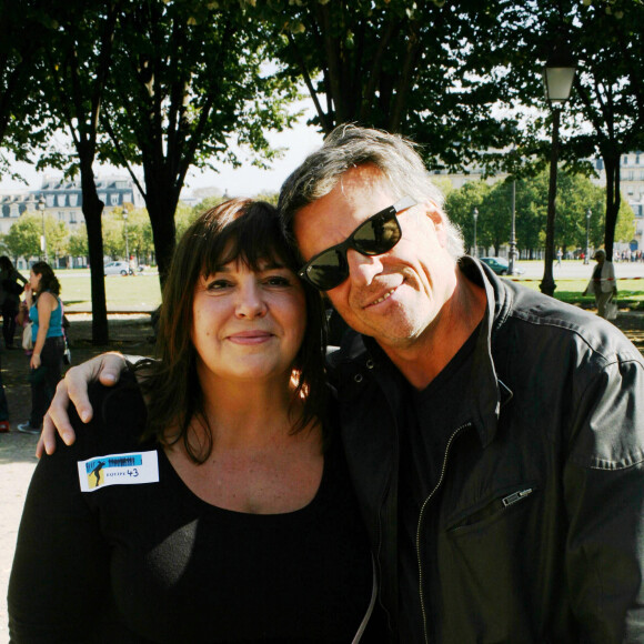 Michèle Bernier et son ex-compagnon Bruno Gaccio - 2ème tournoi de pétanque au profit de l'association "MeghanOra" sur l'Esplanade des Invalides à Paris, le 28 septembre 2014.