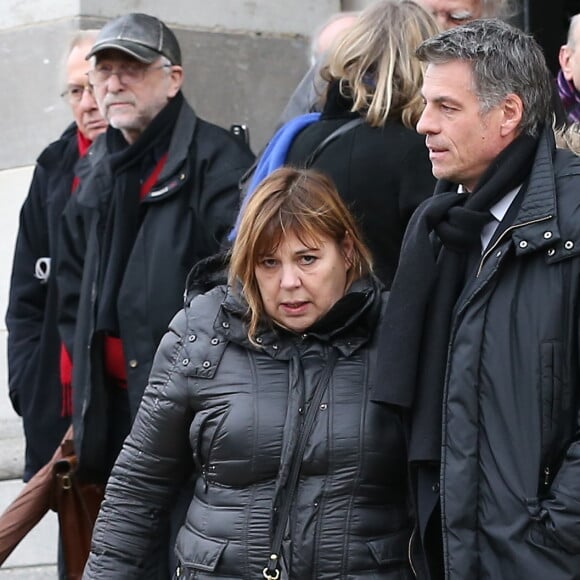 L'actrice a tout expliqué au magazine "TV Grandes Chaînes".
Michèle Bernier et Bruno Gaccio - Sortie des obsèques de François Cavanna au Père Lachaise à Paris. Le 6 février 2014