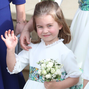 Sa fortune est estimée à 4,4 milliard d'euros
La princesse Charlotte de Cambridge - Sorties après la cérémonie de mariage de la princesse Eugenie d'York et Jack Brooksbank en la chapelle Saint-George au château de Windsor