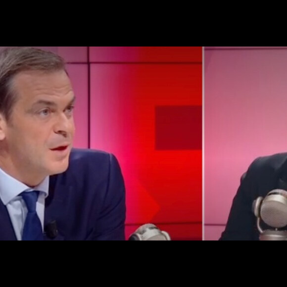 Olivier Véran, l'actuel porte-parole du gouvernement face à Apolline de Malherbe sur le plateau de BFMTV dans l'émission "Face à face".