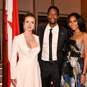 "Je sais que maintenant je m'adapterai plus à ma fille qu'au tennis", conclut Gaël Monfils
 
Exclusif - Elina Svitolina, Gaël Monfils et Clémence Botino - Gala annuel de la Fondation Elina Svitolina au Yacht Club de Monaco. Le 2 décembre 2022 © Bruno Bebert / Bestimage