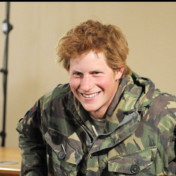 D'où il avait dû être rappatrié d'urgence pour des histoies de sécurité.
Le prince Harry - Interview à son retour d'Afghanistan le 2 mars 2008.