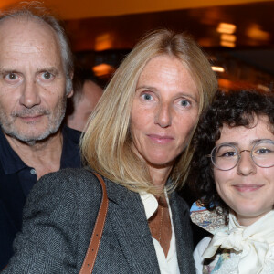 Exclusif - Hippolyte Girardot, Sandrine Kiberlain, Alice Renard (lauréate du prix Méduse 2023) - 2ème édition du prix Méduse à l'hôtel Grand Amour à Paris le 31 aout 2023. Avec son roman La Colère et l'Envie (éditions Héloïse d'Ormesson), A. Renard a remporté cette deuxième édition, première récompense de la rentrée littéraire 2023. © Rachid Bellak/Bestimage 