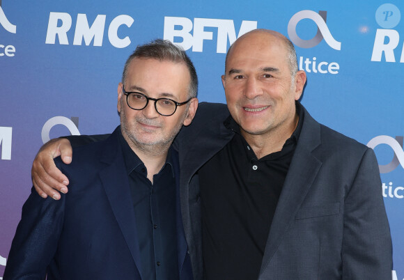 Karim Nedjar et Vincent Moscato lors de la conférence de presse de rentrée BFM TV. - RMC du groupe Altice France à Paris, France, le 31 août 2023. © Coadic Guirec/Bestimage