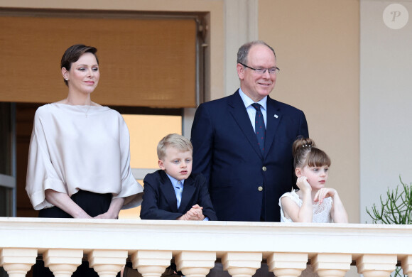 C'était le 1er septembre 2023
Le prince Albert II de Monaco, la princesse Charlene et leurs enfants, le prince héréditaire Jacques et la princesse Gabriella durant la célébration de la traditionnelle fête de la Saint Jean à Monaco le 23 juin 2023. © Claudia Albuquerque / Bestimage 