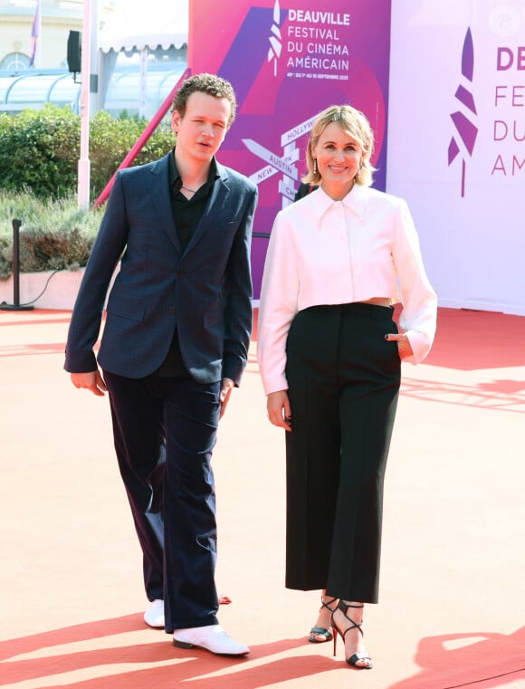 Judith Godrèche et son fils Noé Boon à la première de la série "Icon of French Cinema" lors du 49ème Festival du Cinema Americain de Deauville, France, le 2 septembre 2023. © Denis Guignebourg/BestImage 