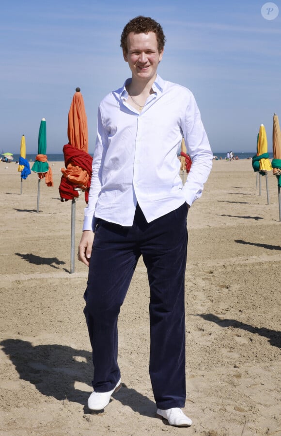 Noé Boon - Photocall de la série "Icon of French Cinema" sur la plage de Deauville lors du 49ème Festival du Cinema Americain de Deauville, France, le 3 septembre 2023. © Christophe Aubert/Bestimage 