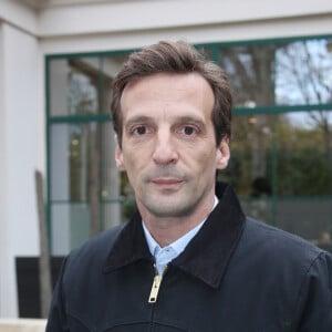 Exclusif - Mathieu Kassovitz - Arrivées à l'enregistrement de l'émission "Vivement Dimanche" à Paris. Le 5 novembre 2014  