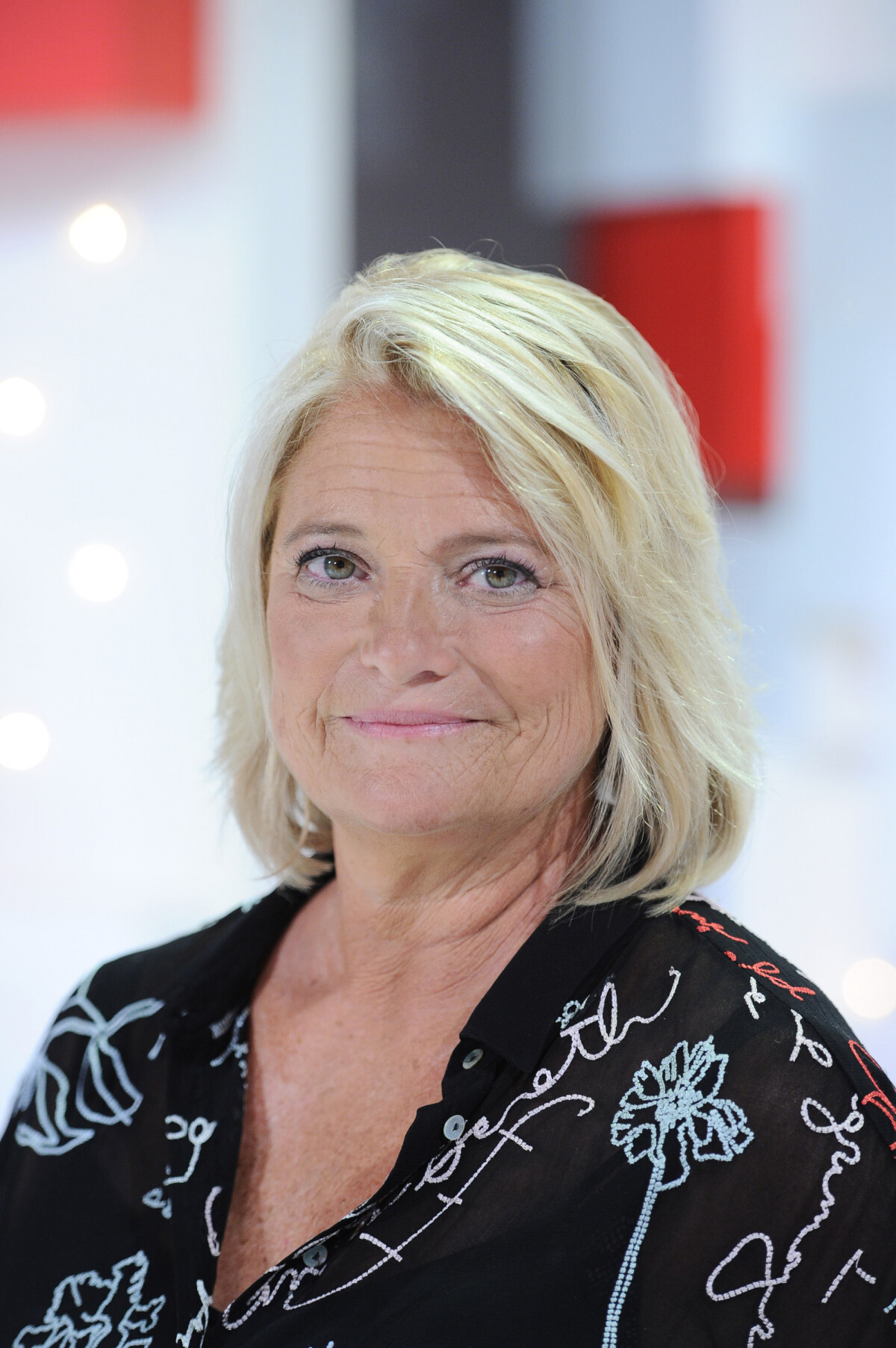 Photo Exclusif Marina Carr re D Encausse Enregistrement De L photo-exclusif-marina-carr-re-d-encausse-enregistrement-de-l