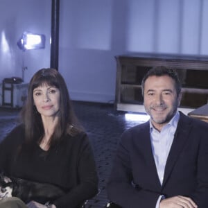 "Je suis certain que, comme moi, vous serez ravis de partager ce moment ensemble avec Mathilda May !", a déclaré Bernard Montiel sur Instagram.
Exclusif - Mathilda May lors de l'enregistrement de l'émission "Animaux Stars", présentée par Bernard Montiel et diffusée le 9 septembre sur la chaine Animaux TV, à Paris, France, le 24 avril 2023. © Jack Tribeca/Bestimage