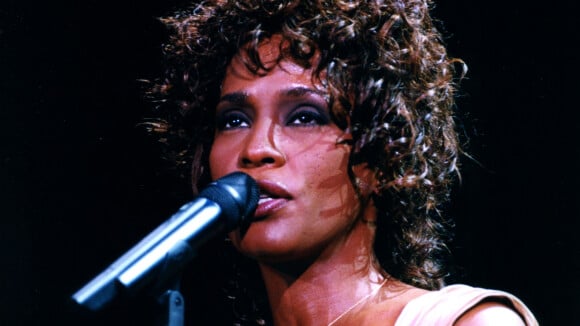 Whitney Houston morte dans son bain à 48 ans : 2 mois d'investigations, autopsie de 42 pages... Ce qu'il s'est vraiment passé