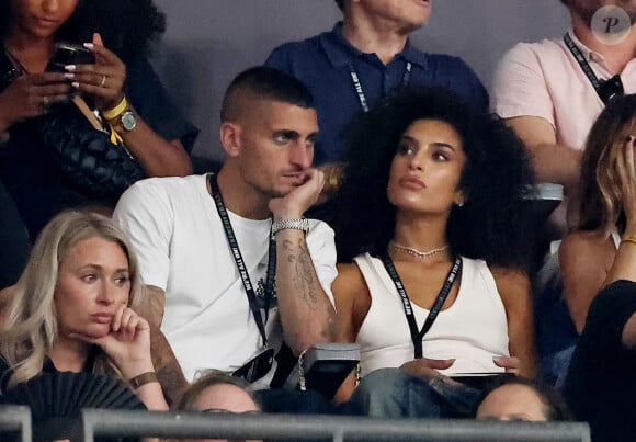 Marco Verratti et sa femme Jessica Aidi - People dans les tribunes lord du match d'ouverture de la Coupe du Monde de Rugby France 2023 avant le match de la Poule A entre la France et la Nouvelle-Zélande au Stade de France à Saint-Denis le 8 septembre 2023. © Dominique Jacovides/Bestimage 