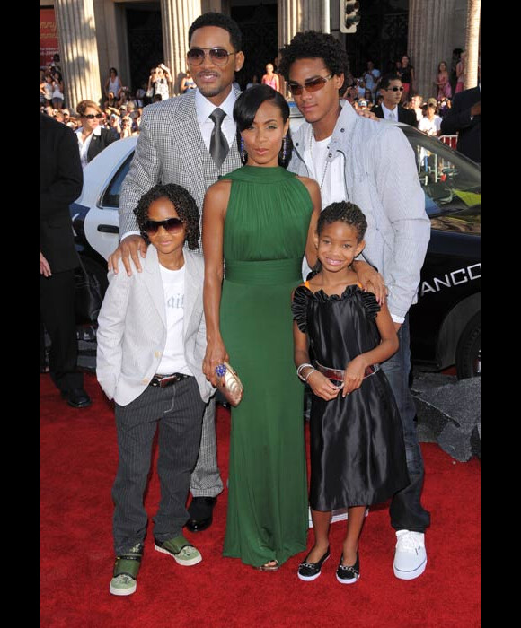 Will Smith avec sa femme Jada Pinkett Smith avec leurs enfants à Los Angeles en juin 2008
