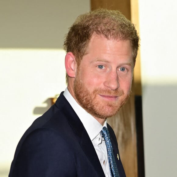 Le prince Harry s'est fait plaisir sur le séjour en Allemagne qui s'annonce ! 
Le prince Harry, duc de Sussex, arrive aux WellChild Awards au Hurlingham Club, Ranelagh Gardens, à Londres, Royaume Uni. 