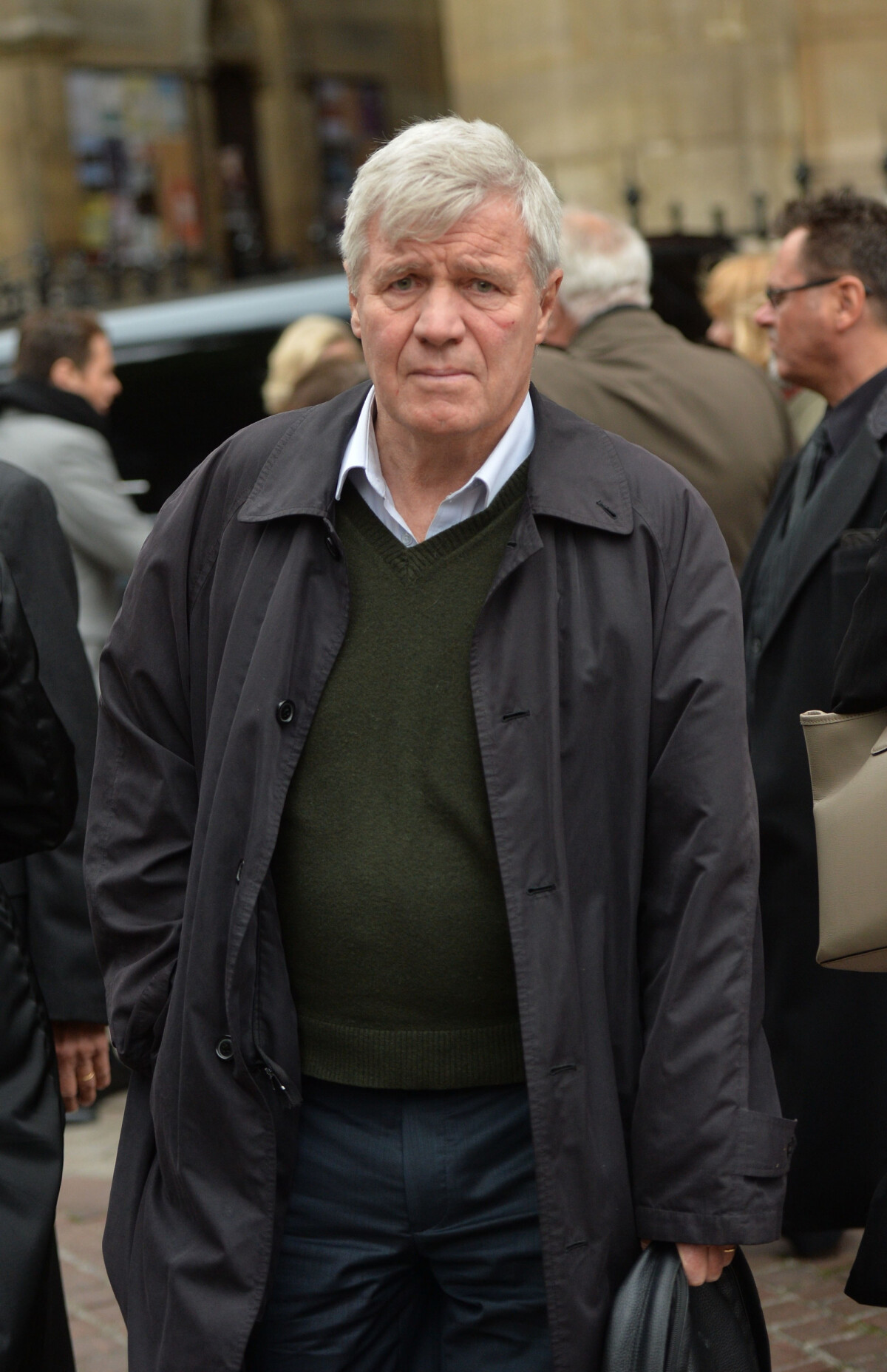 Photo : Bruno Masure à la sortie des obsèques de André Rousselet en la ...