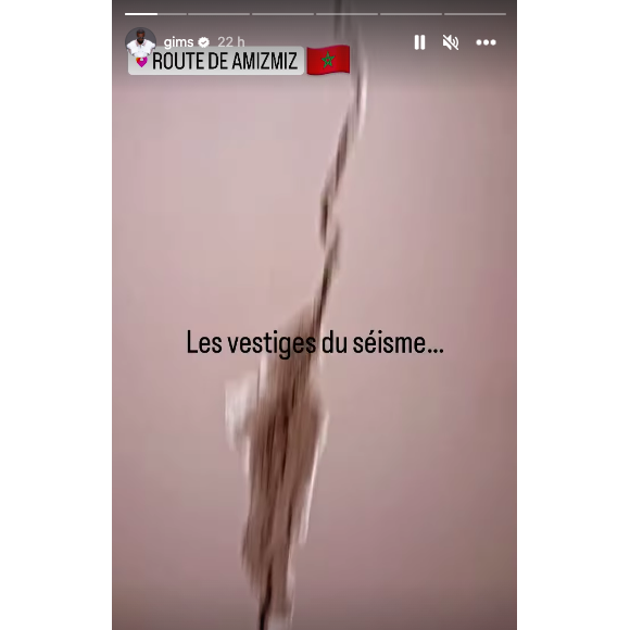 Il a constaté des énormes fissures sur les différents murs de l'une de ses pièces.
Gims sur Instagram.